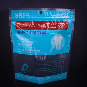 Self supporting zipper packaging bag